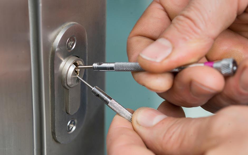 changer ouverture porte Bobigny